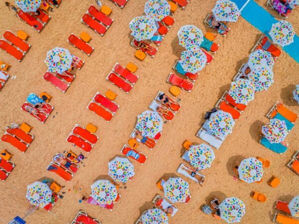 21 BEACHES