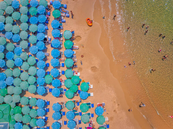 28 BEACHES